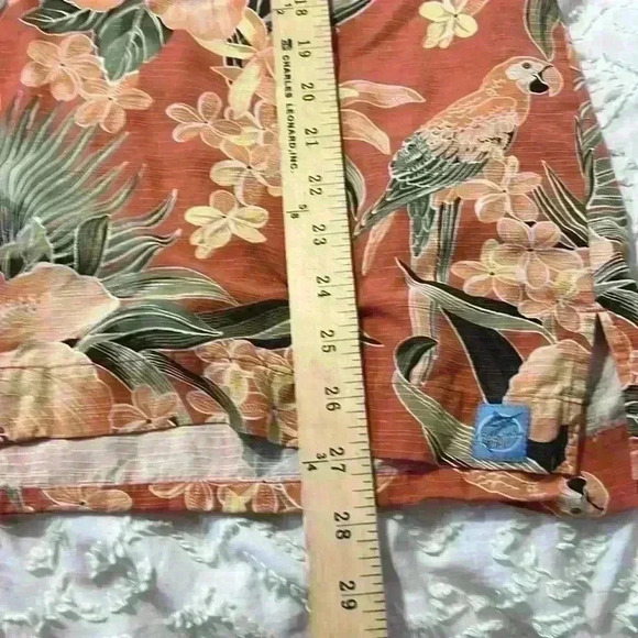 Hawaiian Vintage Bermuda Bay Shirt 100% Silk Size Medium - Picture 7 of 8